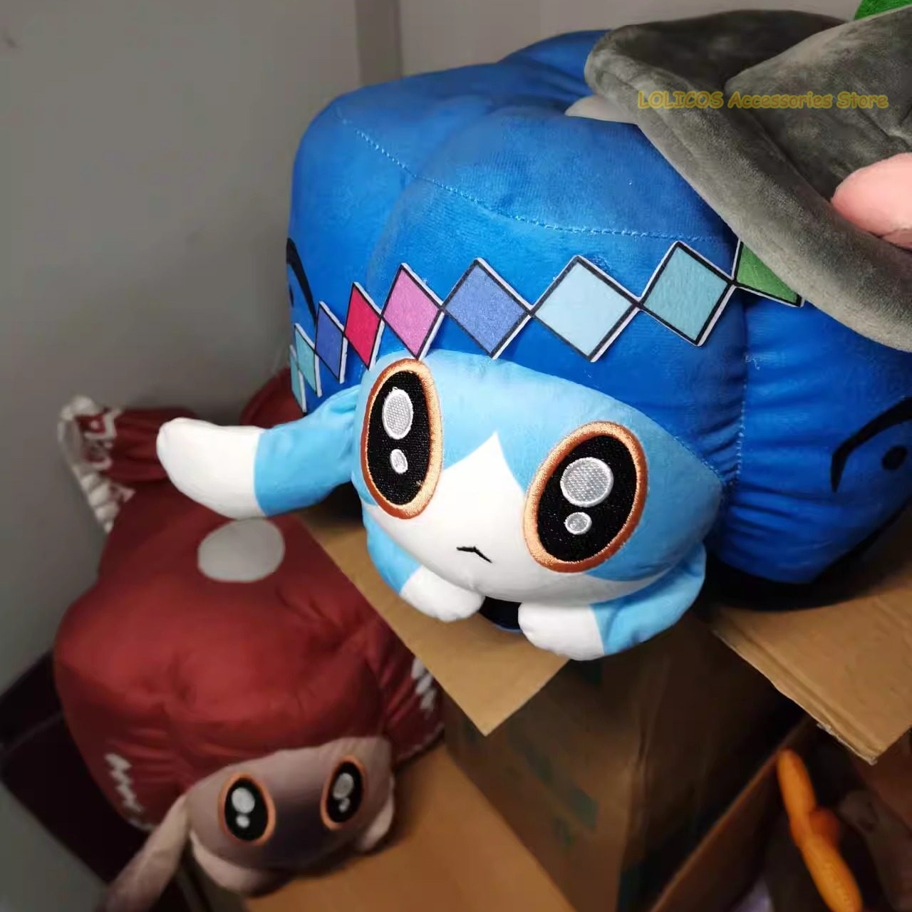 Hinanawi Tenshi Hakurei Reimu  - đánh giá và giá Throw Pillow
