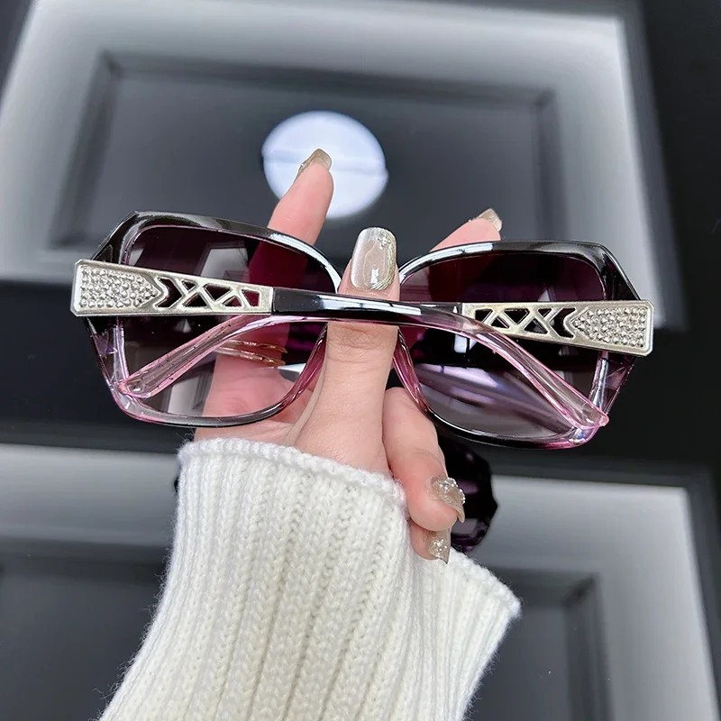 Vintage Oversized Sunglasses W - đánh giá và giá Decorative Mirror